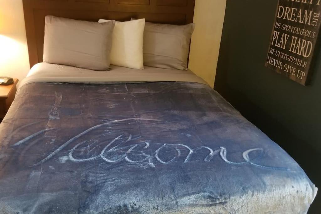 Osu 2 Queen Beds Hotel Room 230 Wi-Fi Stillwater Eksteriør bilde